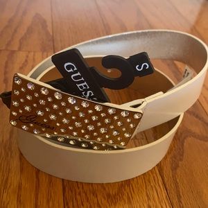 Guess white belt with rhinestone buckle